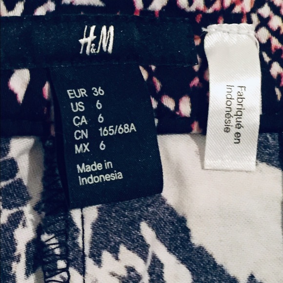 Short shorts from H&M - Picture 3 of 3